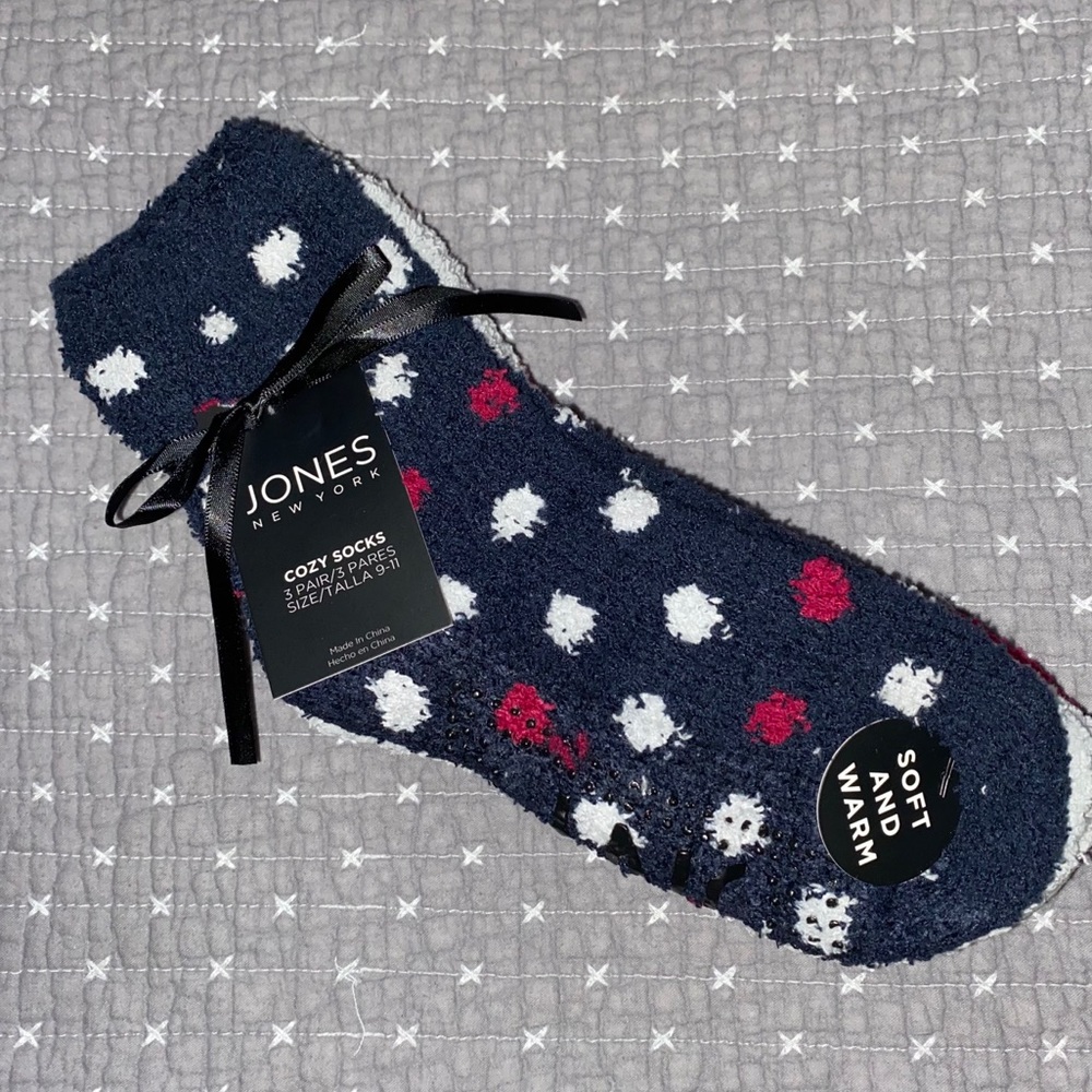 Jones New York 3 pack of Cozy socks (NWT)